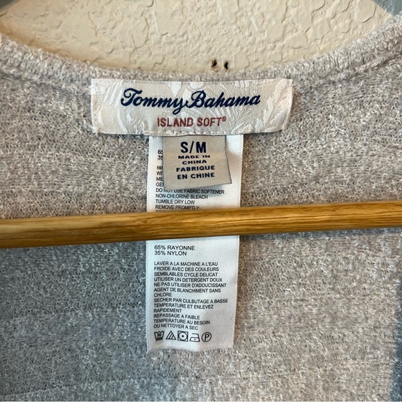 Tommy Bahama Island Soft Gray Cardigan S/M - Picture 5 of 6
